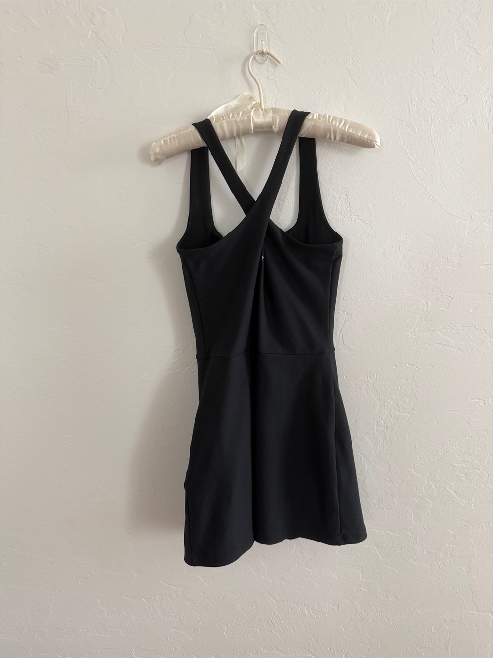 Women’s Black Cross-Back Tank Dress Built in bra and shorts. Abercrombie YPB - Picture 4 of 4